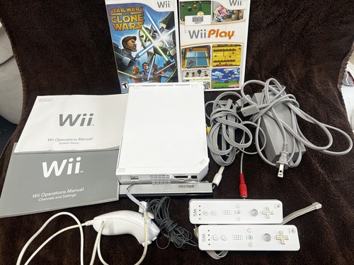 Nintendo wii console rvl - nintendo,
